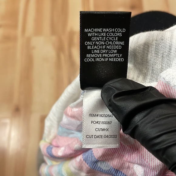 TORRID White Rainbow Back Slub Cotton Burnout Cuff Sleeve T-Shirt - Picture 4 of 6